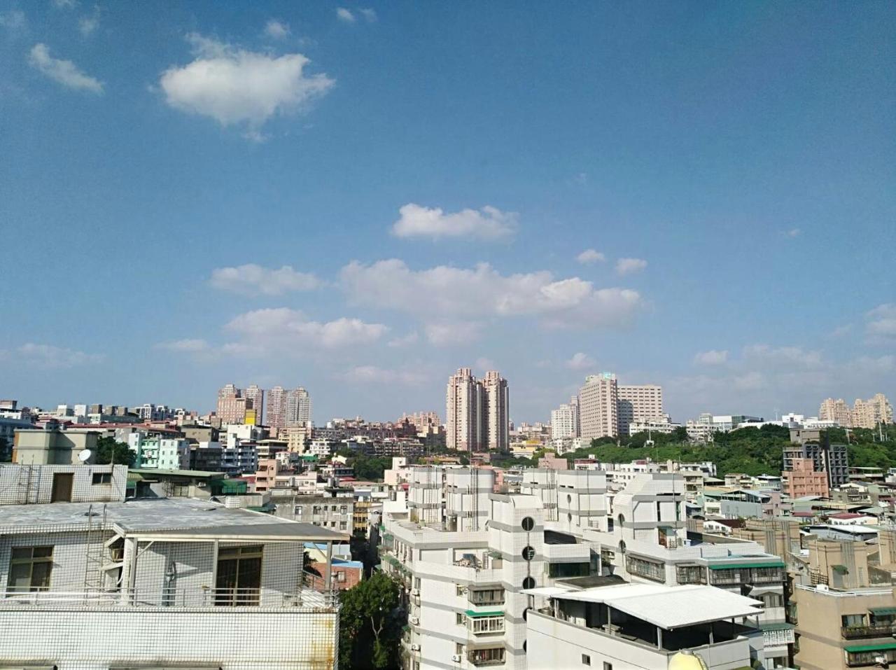 Open Room Hotel Tamsui Exterior photo